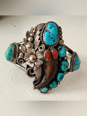 Vintage Navajo Sterling Silver Turquoise, Bear Claw and Coral Cluster Cuff